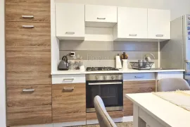 Adaptirani stan na odličnoj lokaciji, Pula, Appartment