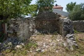 Građevinsko zemljište sa maslinikom pokraj Vodnjana, Vodnjan, Земля