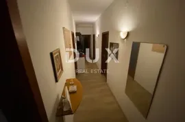 RIJEKA, TRSAT - stan 103 m2 u prizemlju s okućnicom i garažom s pogledom na more! PRILIKA!, Rijeka, Appartment