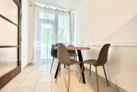 Zagreb, Zapruđe dvosoban stan 64 m² PRVI NAJAM, Zagreb, شقة