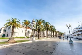 Trogir, Čiovo, građevinsko zemljište s pogledom na grad, Trogir, Terrain