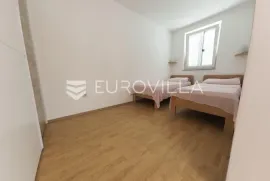 Pag, Novalja, dvosoban stan na lijepoj lokaciji, NKP 53,75 m2, Novalja, Wohnung