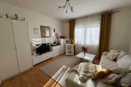 Đakovo, Vila, kuća s 3 spavaće sobe, NKP 120 m2, Đakovo, Casa