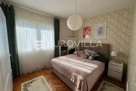 Đakovo, Vila, kuća s 3 spavaće sobe, NKP 120 m2, Đakovo, Casa