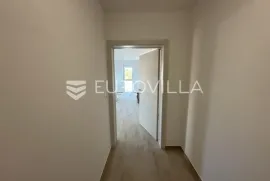 Istra, Medulin, moderan stan u novogradnji, 2. kat NKP 45 m2- blizina mora, Medulin, Appartement