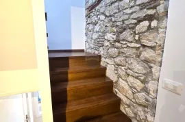 Rovinj,novorenovirani stan u starom gradu-75m2, Rovinj, Appartement