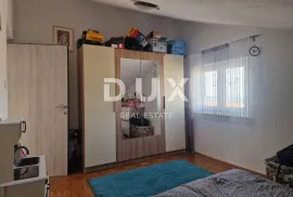 ZADAR, PLOVANIJA - trosobni stan sa garažom, Zadar, Apartamento