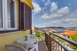 Mali Lošinj, prekrasan apartman u centru Malog Lošinja - 100 m od mora, Mali Lošinj, Flat