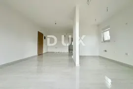 ISTRA, BUJE - Komforni 1S+DB u novogradnji s vrtom, Buje, Apartamento