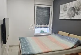 Njivice, apartman samo 150m od mora!, Omišalj, Flat