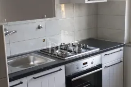 Mali stan na 2. katu, 30 m2, 1SKL, Rijeka, Apartamento