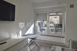 Zagreb, Maksimir, Rendićeva, studio apartman NKP 25 m2, Zagreb, Commercial property