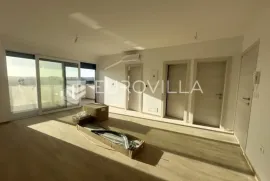 Istra, Medulin, moderan stan s pogledom more NKP 65m2 na drugom katu - novogradnja, Medulin, Apartamento