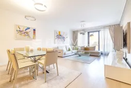 Zagreb, Ban centar, luksuzan trosoban stan NKP 131m2, garaža, Zagreb, Appartement