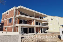 APARTMANI, NOVOGRADNJA, PRVI RED DO MORA - VIR, JUŽNA STRANA, CENTAR, Vir, Flat