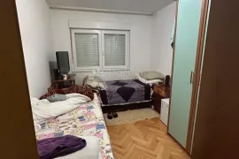 Obiteljski stan na Škurinjama samo kod nas, Rijeka, Flat