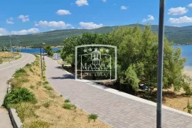 Pridraga - građevinsko zemljište površine 2782m2, 33€/m2!!, Novigrad, Tierra