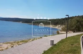 Pridraga - građevinsko zemljište 517m2, na putu prema moru! 62900€, Novigrad, Tierra