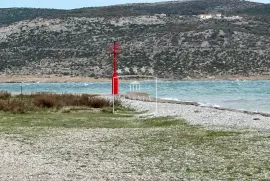 Seline - građevinski teren 800m2 u blizini plaže Pisak! 165000€, Starigrad, Terra