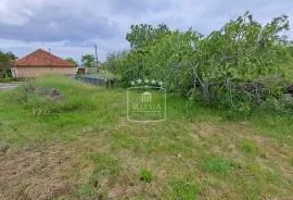 Vrsi - Građevinski teren 1446m2! 173500€, Nin, Land