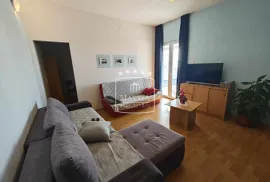 Maslenica - kuća katnica vrhunska lokacija pogled! 279000€, Jasenice, Casa