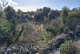 Otok Cres, Belej, građevinsko zemljište 980m2, Mali Lošinj, Terreno