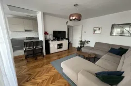 Trešnjevka, 91 m2, 3-sobni, Zagreb, Apartamento