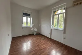 Stančić u staroj vili, Rijeka, Appartment