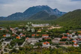 GRAĐEVINSKO ZEMLJIŠTE, ZADVARJE, Šestanovac, Terrain