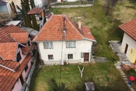 Kuća na dvije etaže 120m2, Velešići, Novo Sarajevo, Famiglia