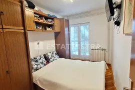 Veliki stan u višeetažnoj kući - Busoler - Pula, Pula, Appartement