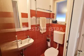 Veliki stan u višeetažnoj kući - Busoler - Pula, Pula, Appartement