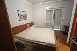 HOTEL PRVI RED DO MORA, ZAOSTROG, Gradac, Propriedade comercial