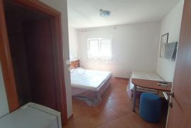 HOTEL PRVI RED DO MORA, ZAOSTROG, Gradac, Propriedade comercial