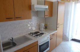 Kuća sa 6 apartman STARIGRAD PAKLENICA, Starigrad, Ev