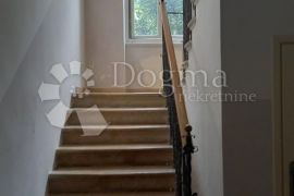 Poreč, apartman za adaptaciju na top lokaciji, Poreč, Daire