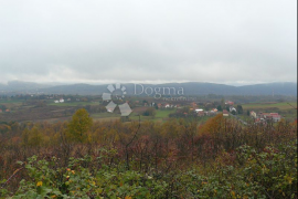 Građevinski teren u Slunju, Slunj, Terrain