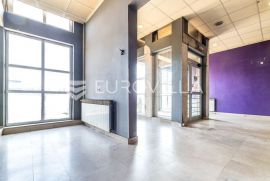 Zagreb, Svetice, dvoetažni poslovni prostor / ulični lokal 150 m2, Zagreb, Ticari emlak