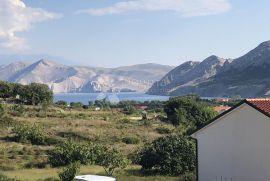 KRK - BAŠKA - VILA S VELIKIM STANOM I DVA APARTMANA, Baška, بيت