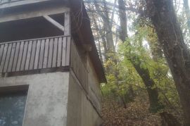 Građevinsko zemljište sa vikendicom, 1364m2, Zagreb, Terreno