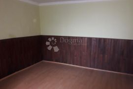 Kuća 176 m²,plac 2 623 m²,Knezevi Vinogradi,Baranja, Kneževi Vinogradi, Casa