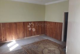 Kuća 176 m²,plac 2 623 m²,Knezevi Vinogradi,Baranja, Kneževi Vinogradi, Casa