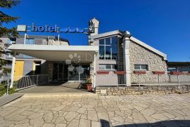 Hotel u srcu Istre s prekrasnim pogledom na prirodu, Pazin, Commercial property