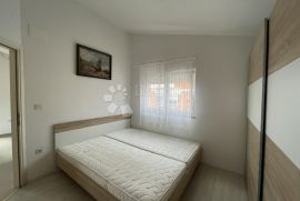 Predivna kuća sa dva apartmana na 100 metara od mora, Medulin, Casa