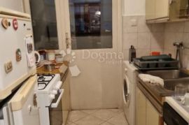 VRBOVSKO dvosoban s dnevnim, 2 kat, Vrbovsko, Flat