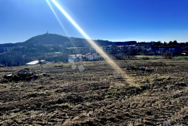 TOP! GRAĐEVINSKO ZEMLJIŠTE OTVORENOG POGLEDA, Labin, Land