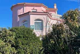 VODICE, lijepa villa na zemljištu 1867 m2, otvoren pogled na more, bazen, Vodice, Casa