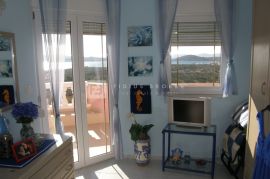 VODICE, lijepa villa na zemljištu 1867 m2, otvoren pogled na more, bazen, Vodice, Casa