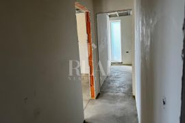 Kastav, stan 3S+DB u modernoj novogradnji, Kastav, Apartamento