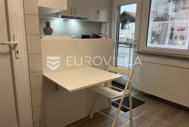 Sesvete, Jelkovec, najam ureda 20 m2, Zagreb, Immobili commerciali